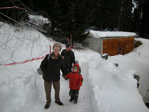 DSCN4714.JPG - Grosseltern mit Enkelkindern, Alice und Simon, Sepp mit Florian