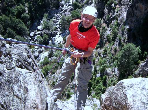 rob-abseil.JPG