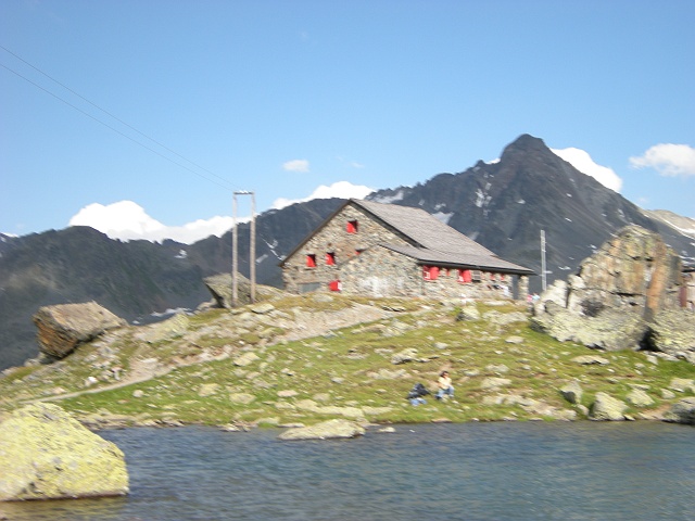 DSCN6169.JPG - Grialetschhuette