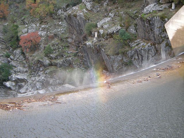 DSCN6987.JPG - Regenbogen am Stausee Calacuccia