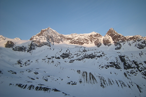 DSCN8101.JPG - Silvarettahorn (CH/A) 3244m, Schneeglocke (A) 3223m, Schattenspitze (A) 3202m