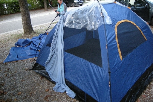 DSCN9709.JPG - unser Hotel, das wir zu isolieren versuchten