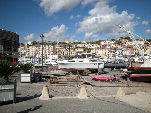 DSCN9960.JPG - Cassis Hafen